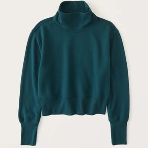 Abercrombie Wedge Turtleneck Sweatshirt